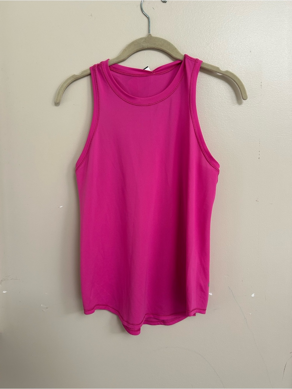 Lululemon sonic pink tank | RARE